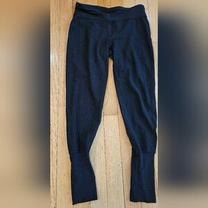 Under Armour Women's Base Layer Armour Compression Black Leggings, Small